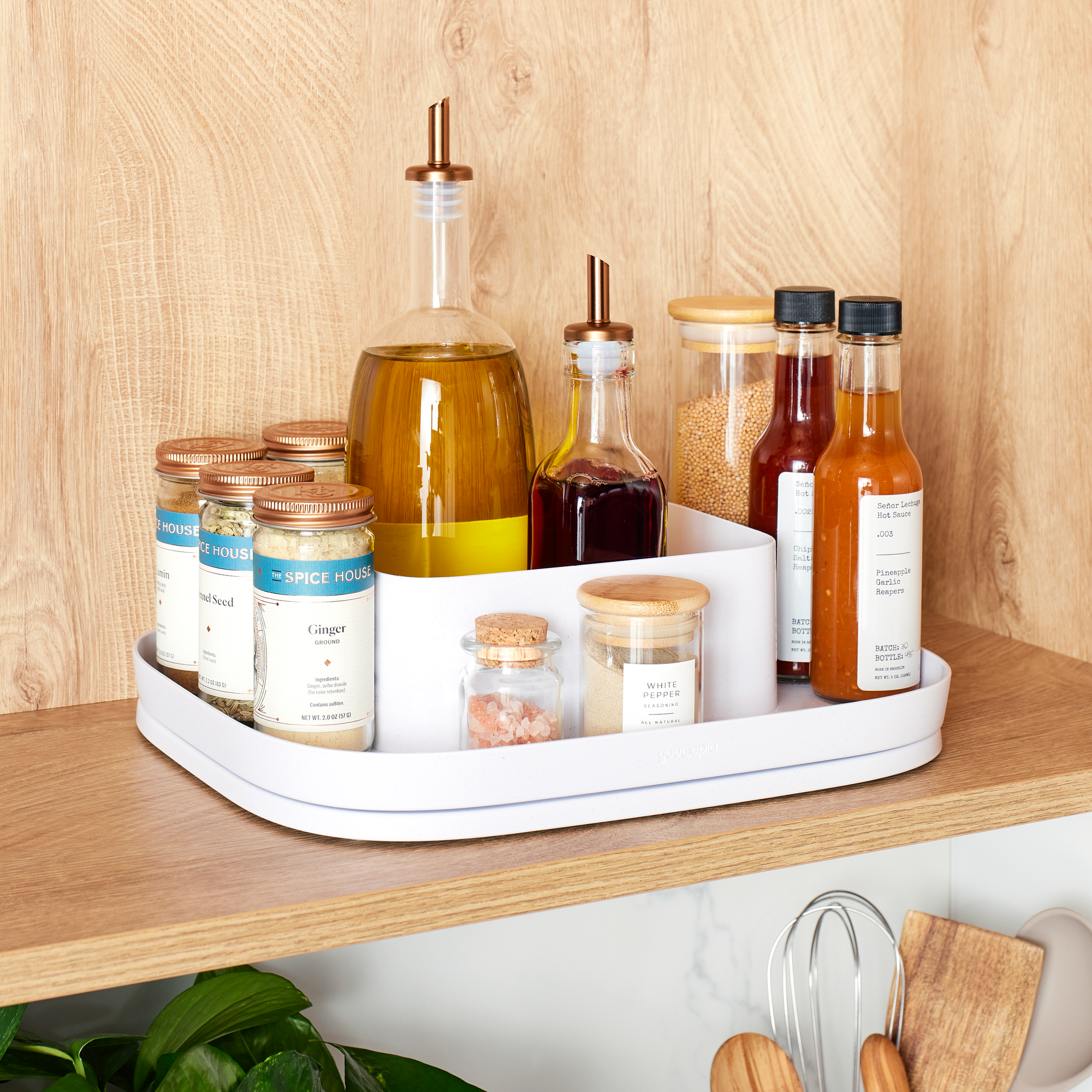 MagicTrack™ Spice Turntable