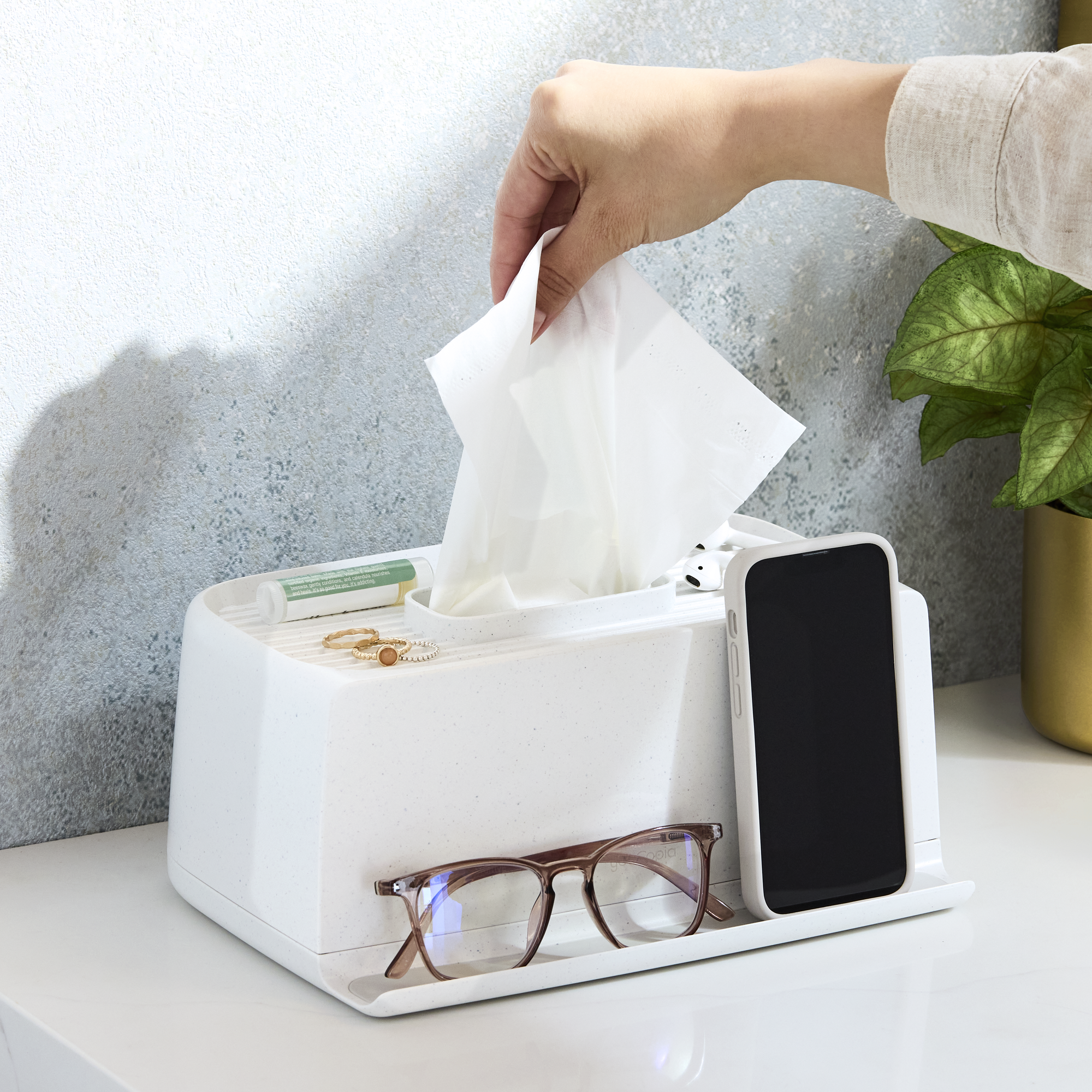 The Ledge™ Tissue Holder, Rectangular