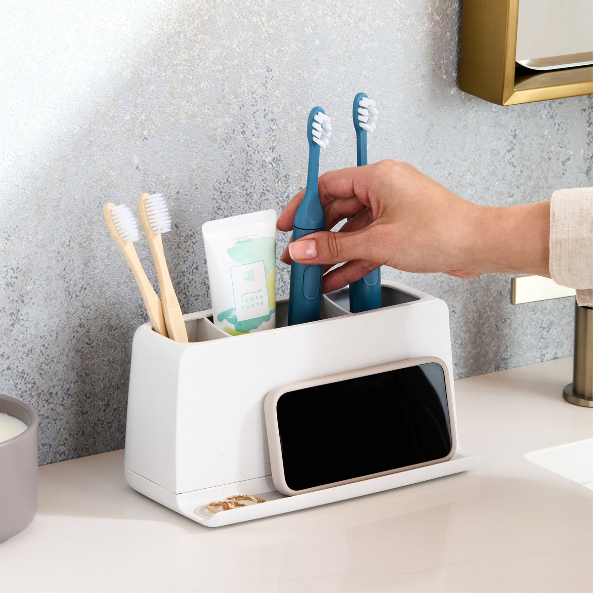 The Ledge™ Toothbrush Holder, 3 Slot