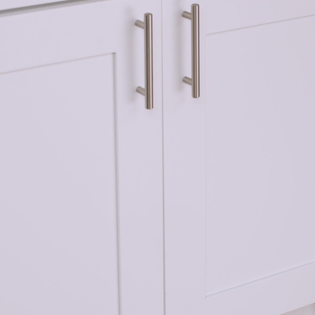 Load video: Cleaning Caddy organizer with cleaning products featuring its adjustability